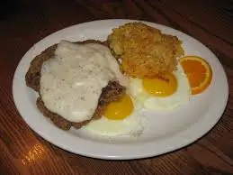 Grandpa’s Country
Fried Breakfast